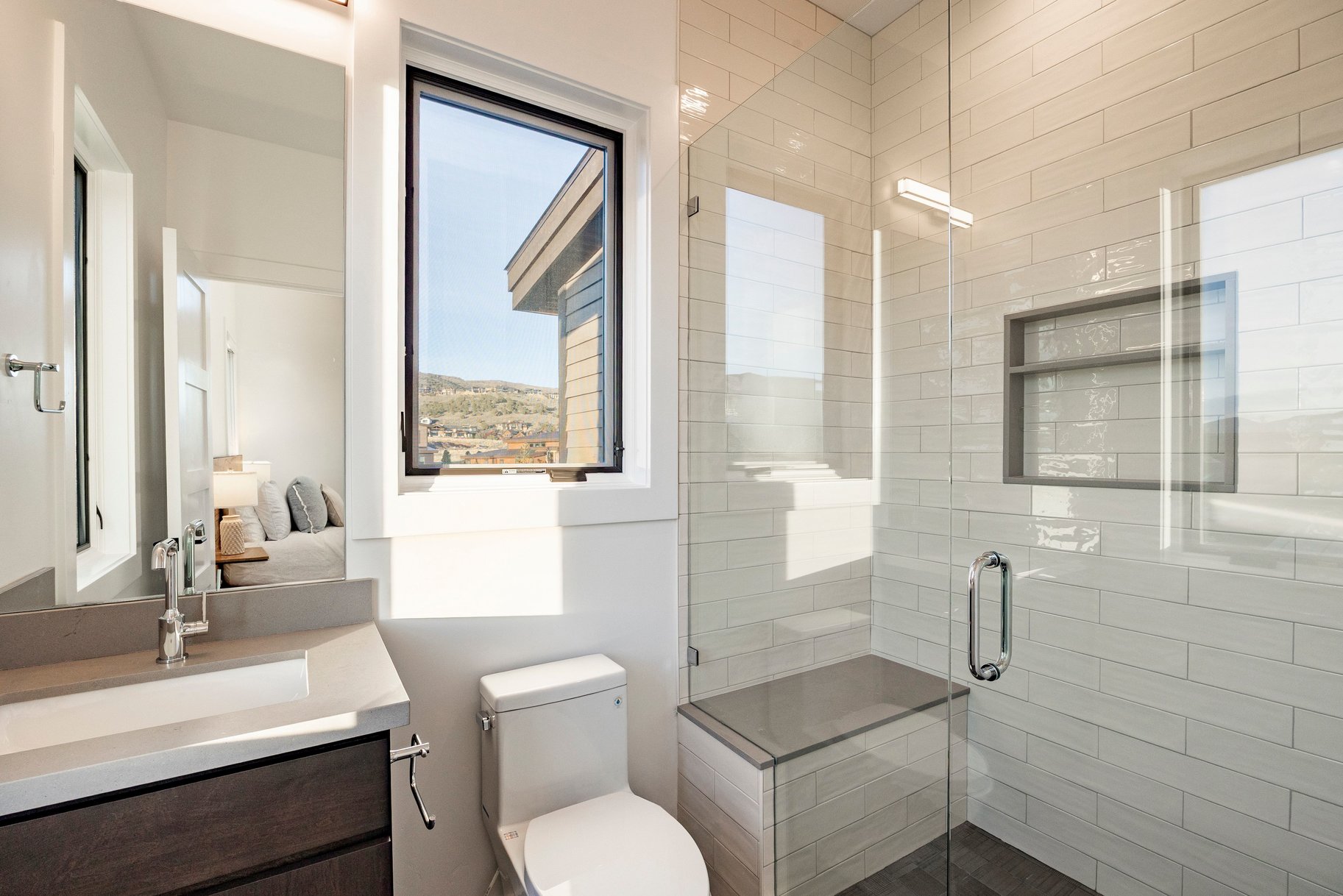  Modern Red Ledges home with Full Golf Membership Available - Fully Furnished - 物件實景