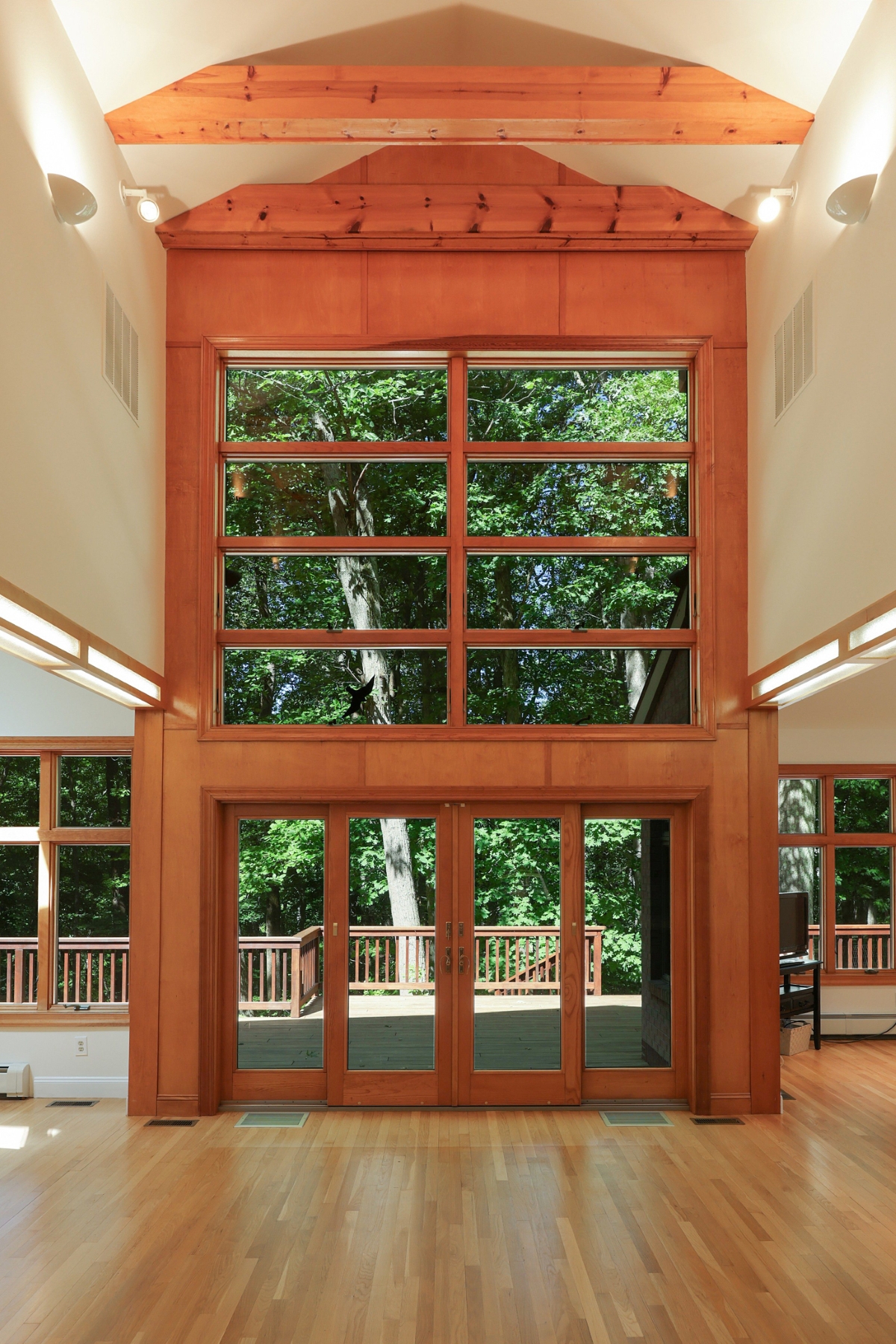 Custom Home Offers Space Versatility and Refined Comfort - 物件實景