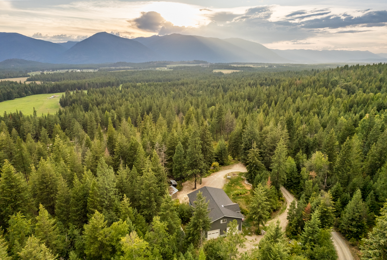 Bonners Ferry, Idaho, 83805, United States, 5 Bedrooms Bedrooms, ,3 BathroomsBathrooms,Residential,For Sale,1942969
