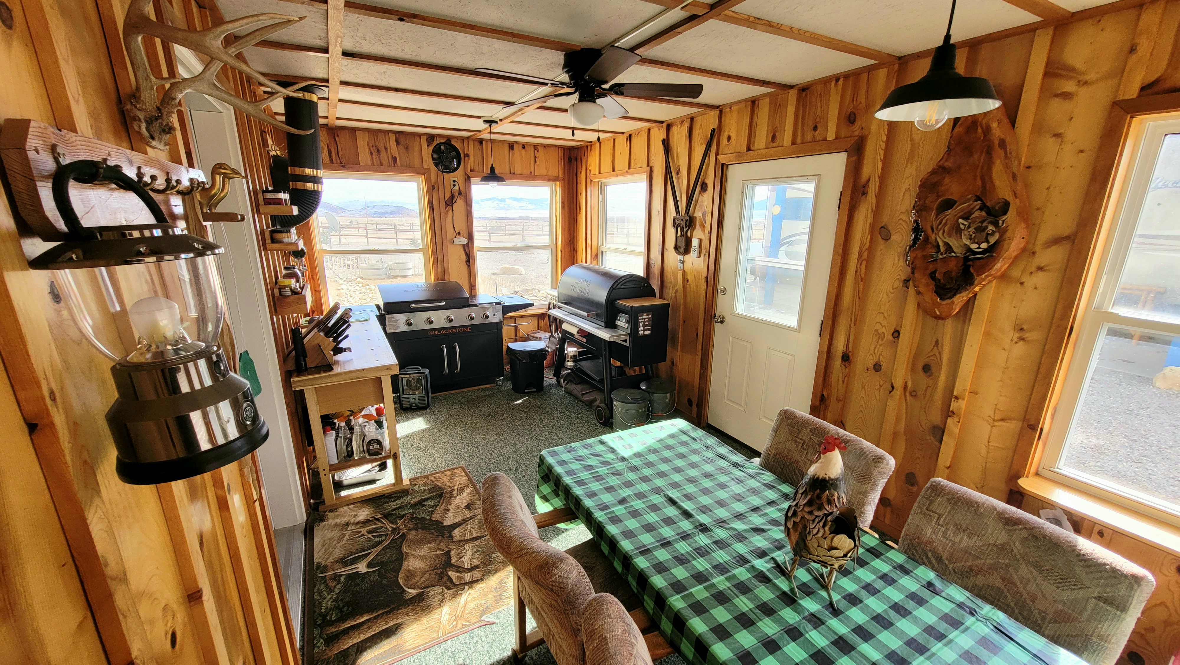 Dillon, Montana, 59725, United States, 3 Bedrooms Bedrooms, ,2 BathroomsBathrooms,Residential,For Sale,1944810
