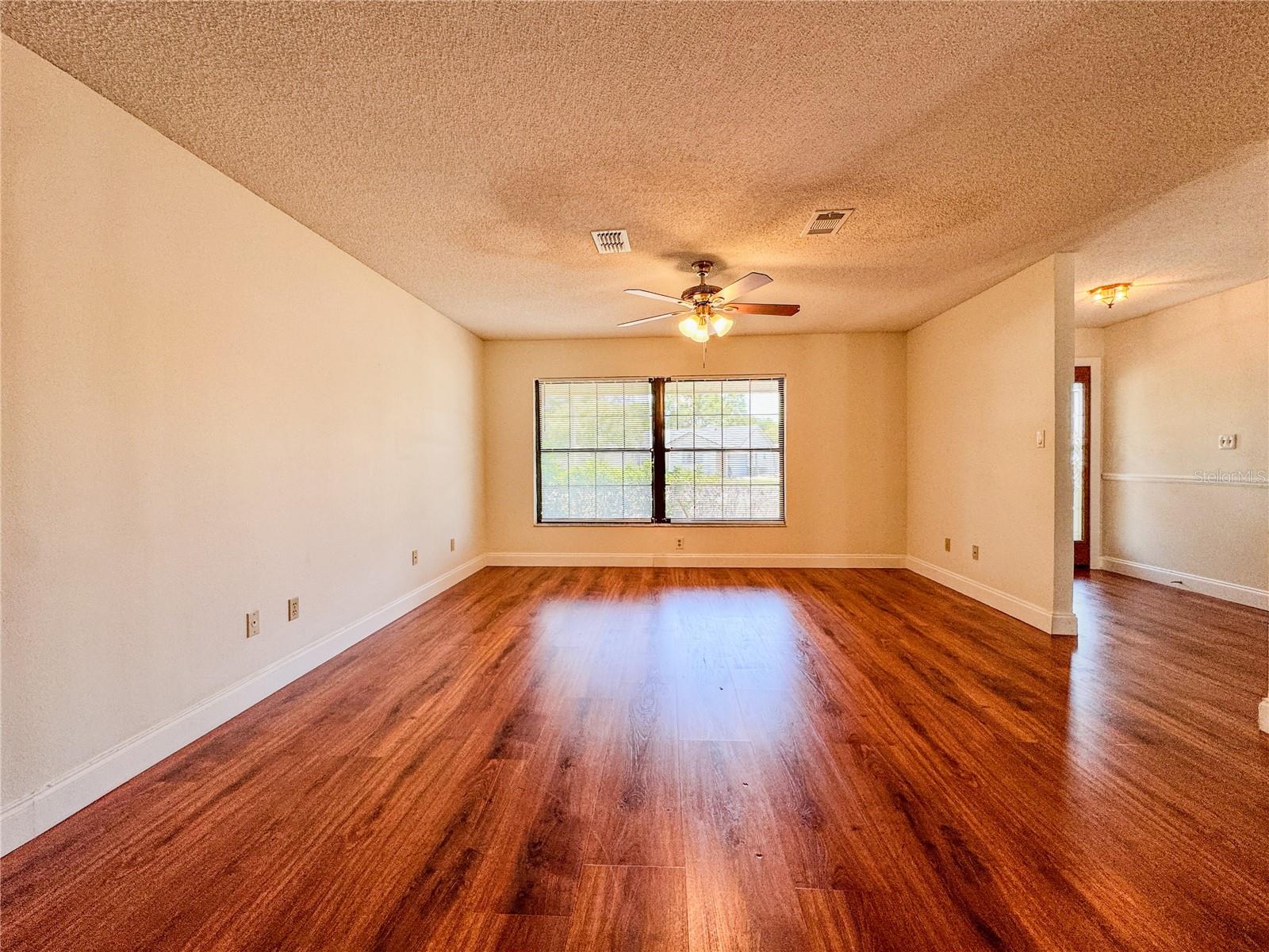 WINTER PARK, Florida, 32792, United States, 4 Bedrooms Bedrooms, ,2 BathroomsBathrooms,Residential,For Sale,1850875