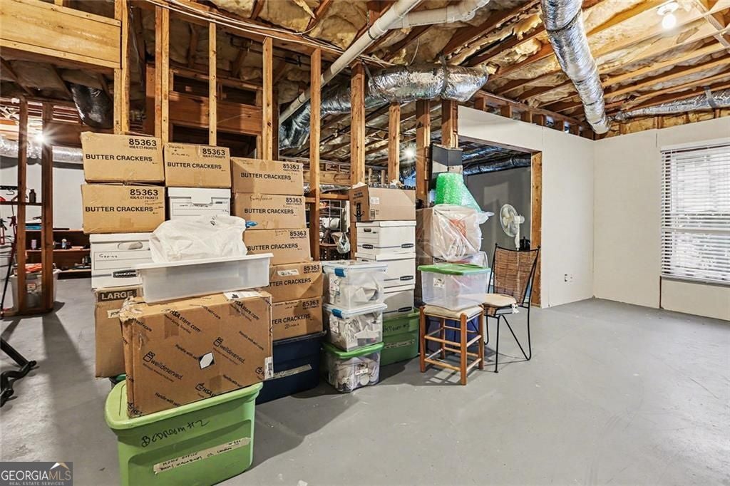 Suwanee, Georgia, 30024, United States, 5 Bedrooms Bedrooms, ,3 BathroomsBathrooms,Residential,For Sale,2006571