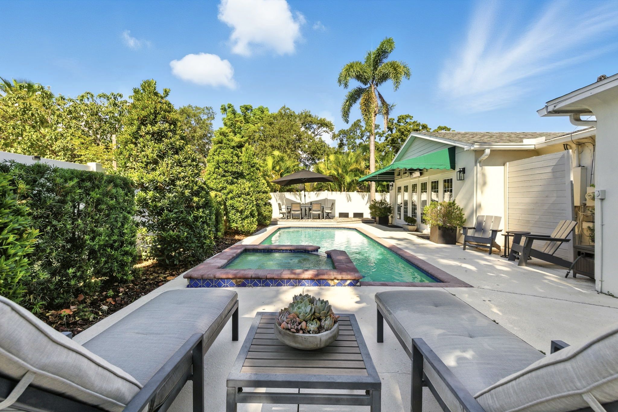 Tampa, Florida, 33629, United States, 3 Bedrooms Bedrooms, ,3 BathroomsBathrooms,Residential,For Sale,1923069