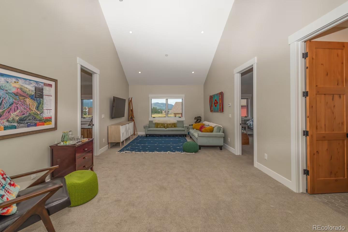 Fraser, Colorado, 80442, United States, 4 Bedrooms Bedrooms, ,3 BathroomsBathrooms,Residential,For Sale,1827136