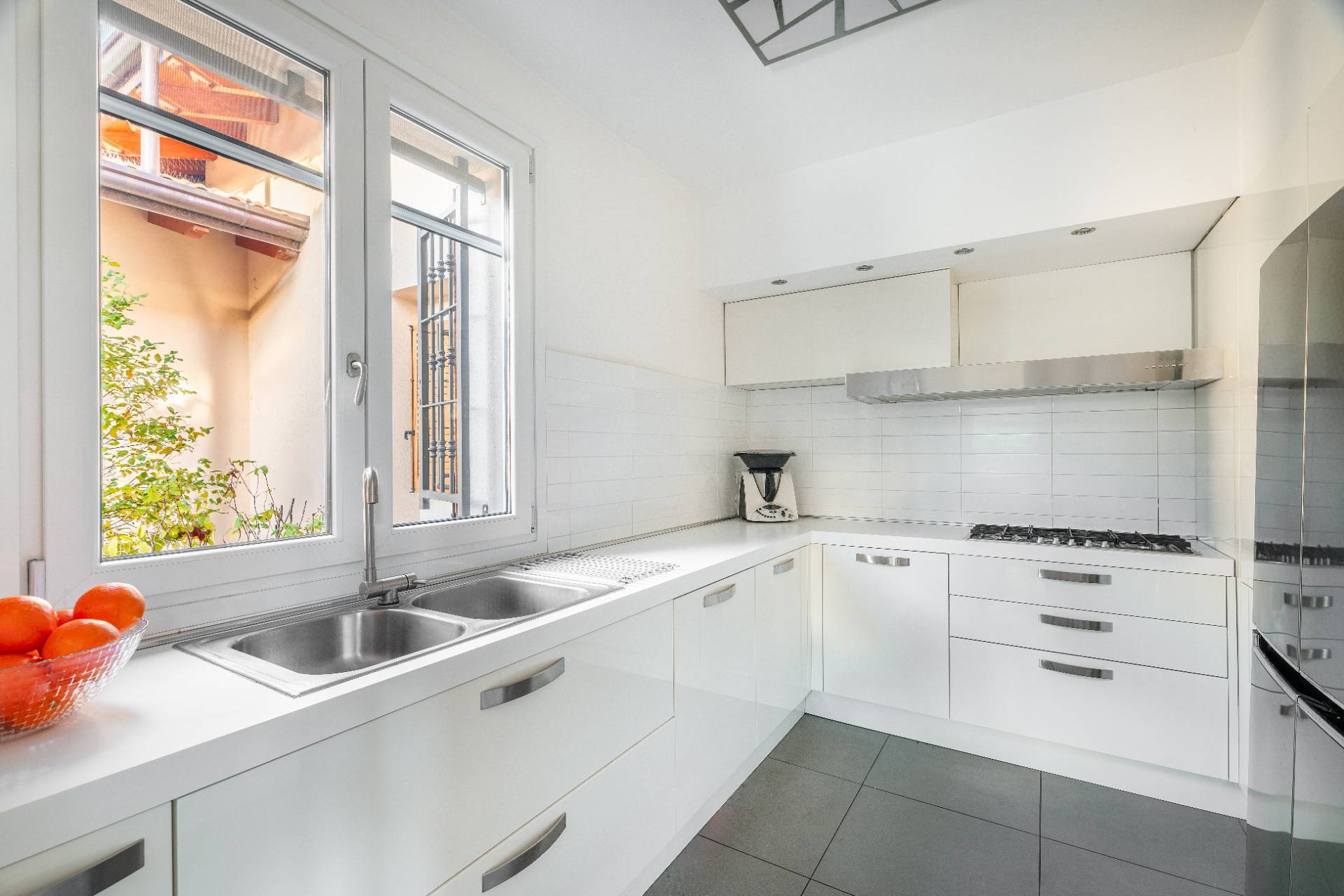 Cabiate, Como, 22060, IT, 4 Bedrooms Bedrooms, ,4 BathroomsBathrooms,Residential,For Sale,1940024