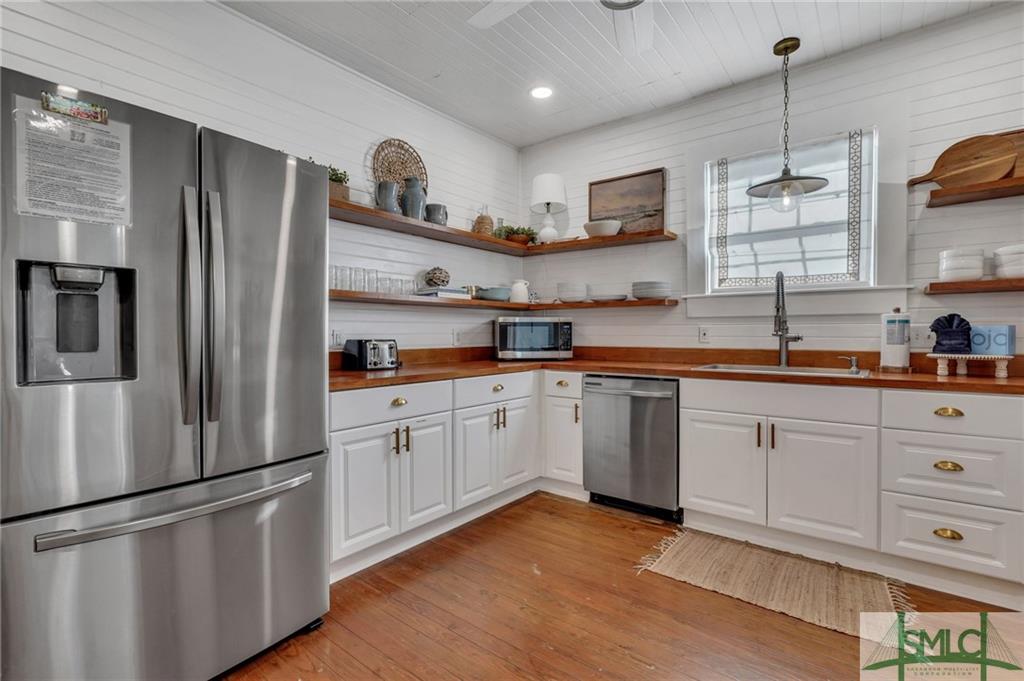 Tybee Island, Georgia, 31328, United States, 4 Bedrooms Bedrooms, ,3 BathroomsBathrooms,Residential,For Sale,2005160