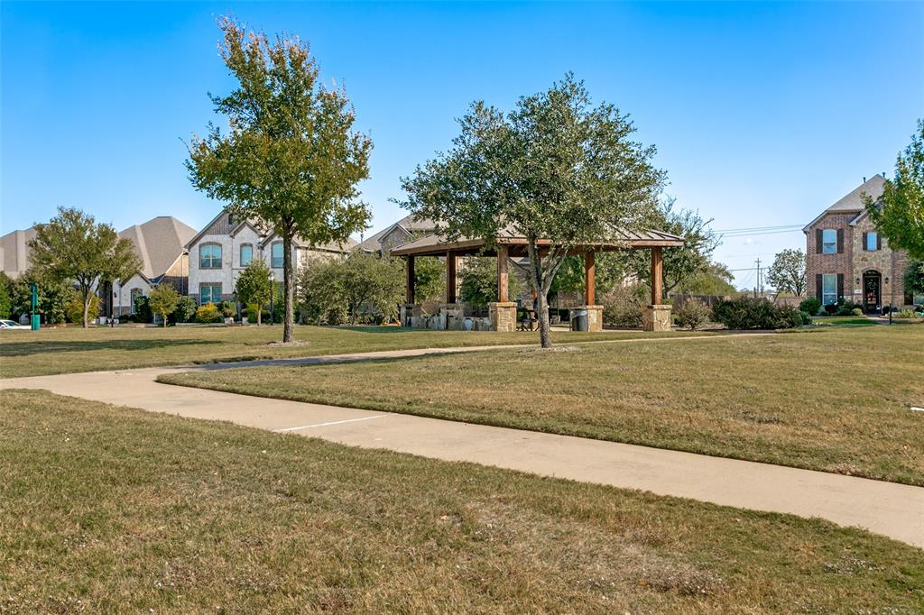 Euless, Texas, 76039, United States, 4 Bedrooms Bedrooms, ,4 BathroomsBathrooms,Residential,For Sale,2003508