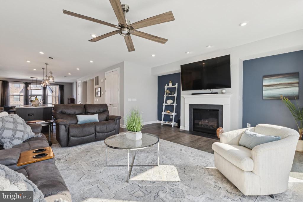 Alexandria, Virginia, 22306, United States, 3 Bedrooms Bedrooms, ,4 BathroomsBathrooms,Residential,For Sale,2019701
