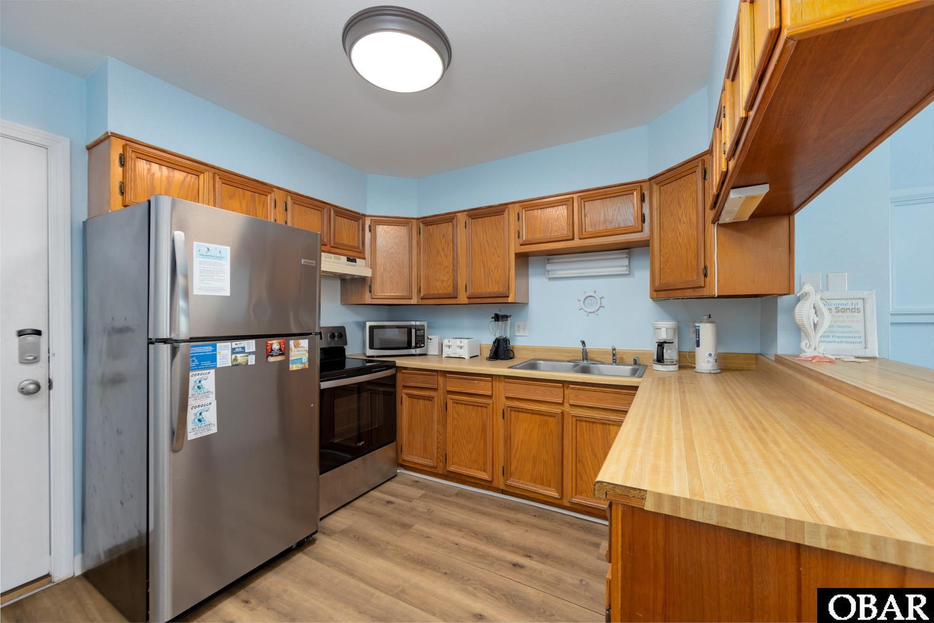 Kill Devil Hills, North Carolina, 27948, United States, 2 Bedrooms Bedrooms, ,2 BathroomsBathrooms,Residential,For Sale,1988255