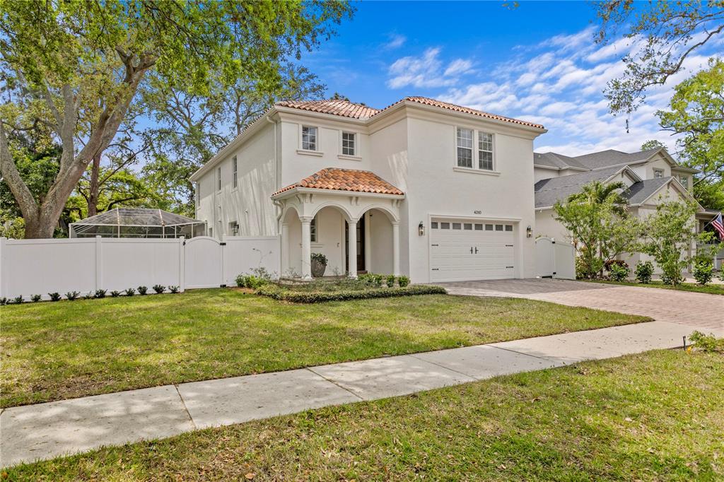 Tampa, Florida, 33629, United States, 4 Bedrooms Bedrooms, ,4 BathroomsBathrooms,Residential,For Sale,1885356