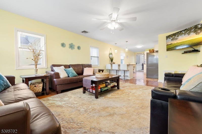 Toms River Township, New Jersey, 08751, United States, 6 Bedrooms Bedrooms, ,4 BathroomsBathrooms,Residential,For Sale,1988607