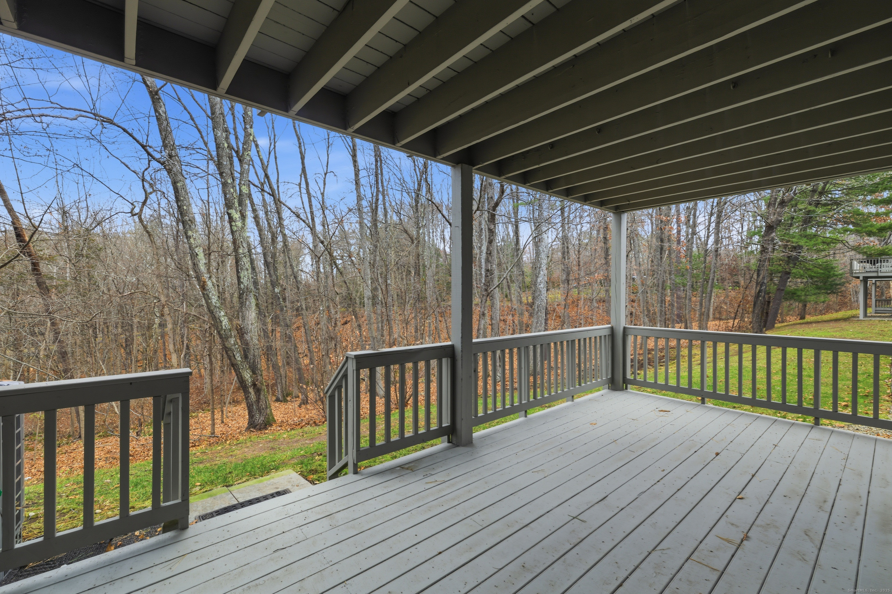 Avon, Connecticut, 06001, United States, 3 Bedrooms Bedrooms, ,4 BathroomsBathrooms,Residential,For Sale,1999811