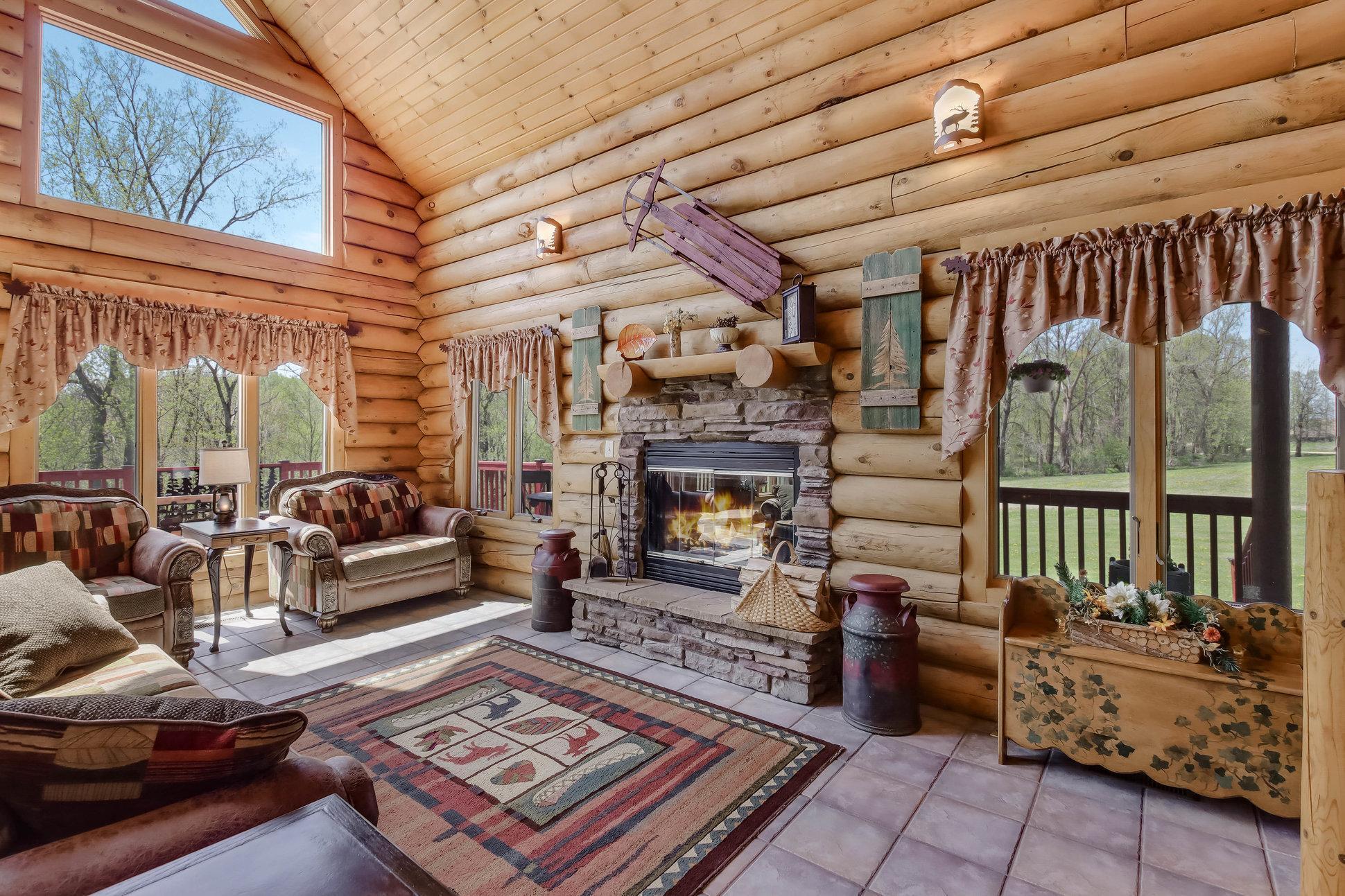 Rock Elm Twp, Wisconsin, 54740, United States, 4 Bedrooms Bedrooms, ,2 BathroomsBathrooms,Residential,For Sale,1804597