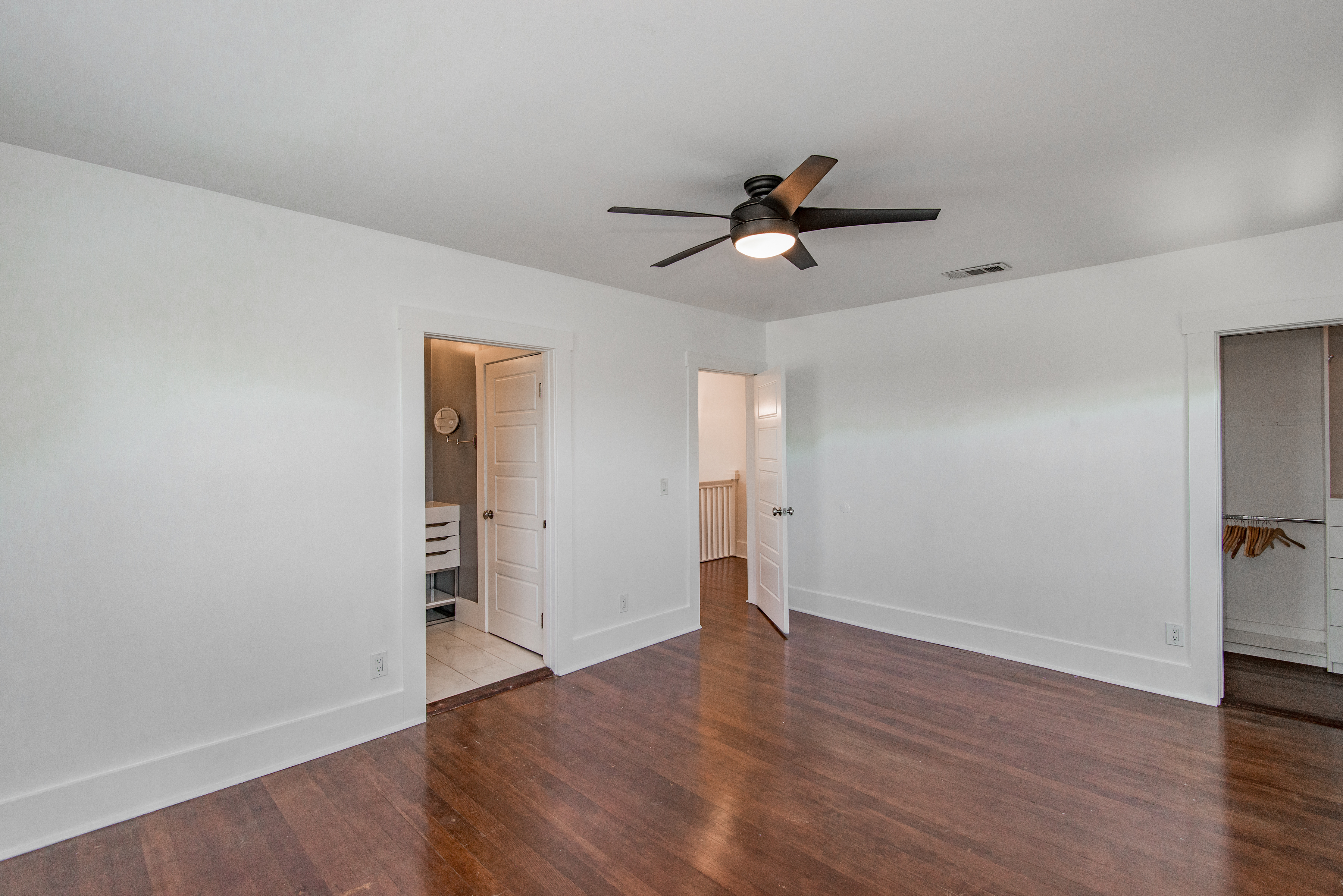  4530 West Washington Boulevard - 物件實景