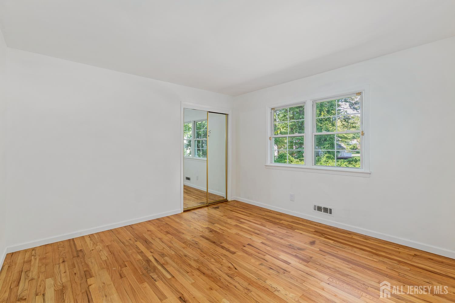 Bound Brook, New Jersey, 08805, United States, 3 Bedrooms Bedrooms, ,3 BathroomsBathrooms,Residential,For Sale,1982142