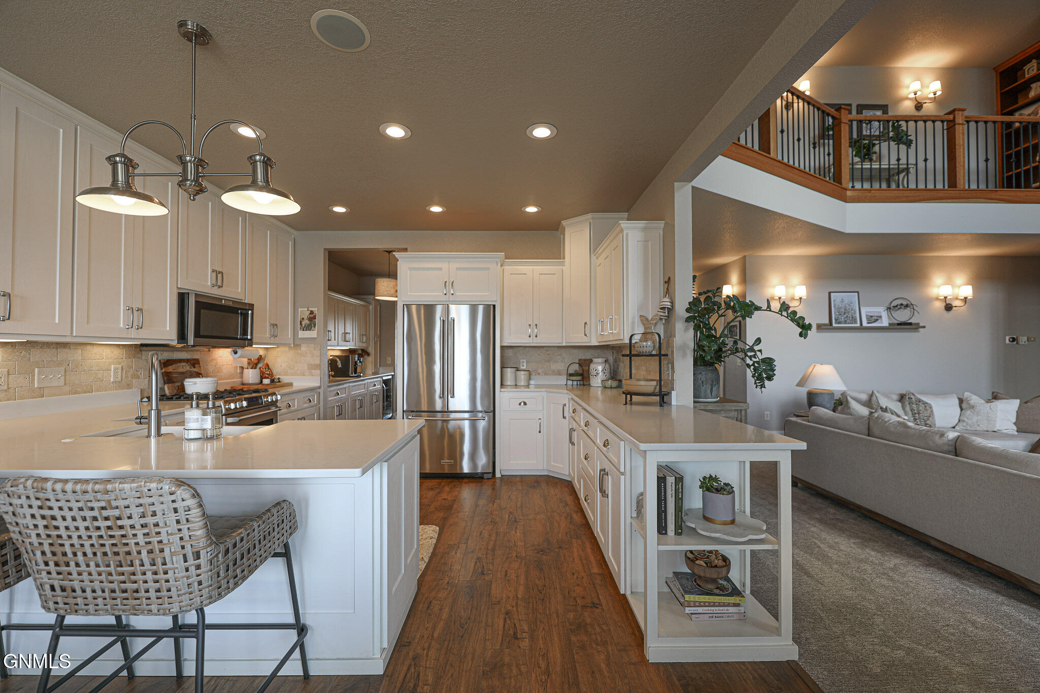 Bismarck, North Dakota, 58503, United States, 6 Bedrooms Bedrooms, ,5 BathroomsBathrooms,Residential,For Sale,1810584