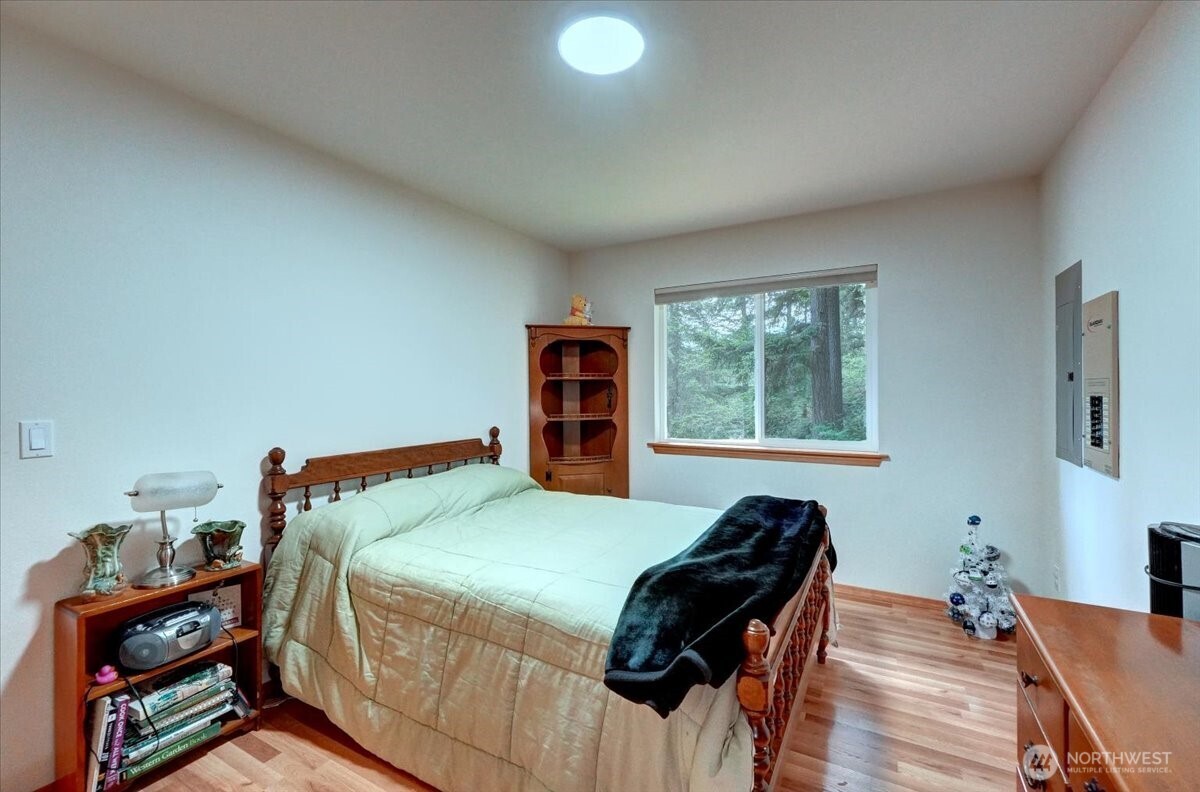 Port Orchard, Washington, 98367, United States, 3 Bedrooms Bedrooms, ,2 BathroomsBathrooms,Residential,For Sale,1828353
