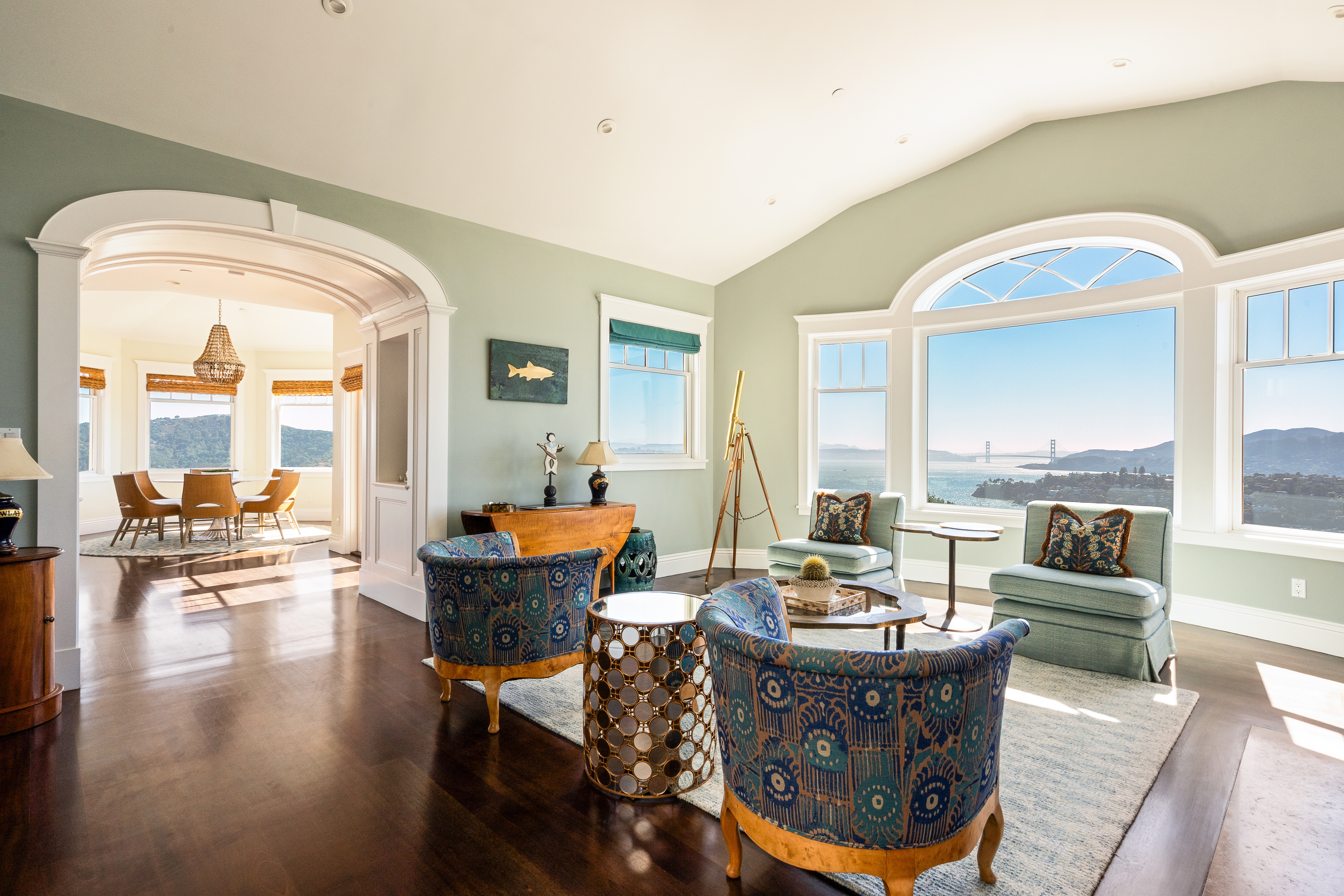  East Coast-Inspired Estate with Sweeping City, Bridge and Mount Tam Views - 物件實景