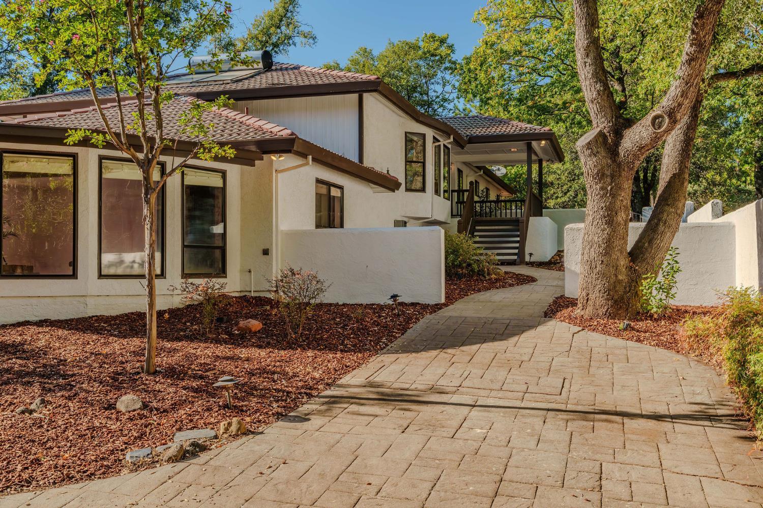 Pine Grove, California, 95665, United States, 3 Bedrooms Bedrooms, ,4 BathroomsBathrooms,Residential,For Sale,1975649