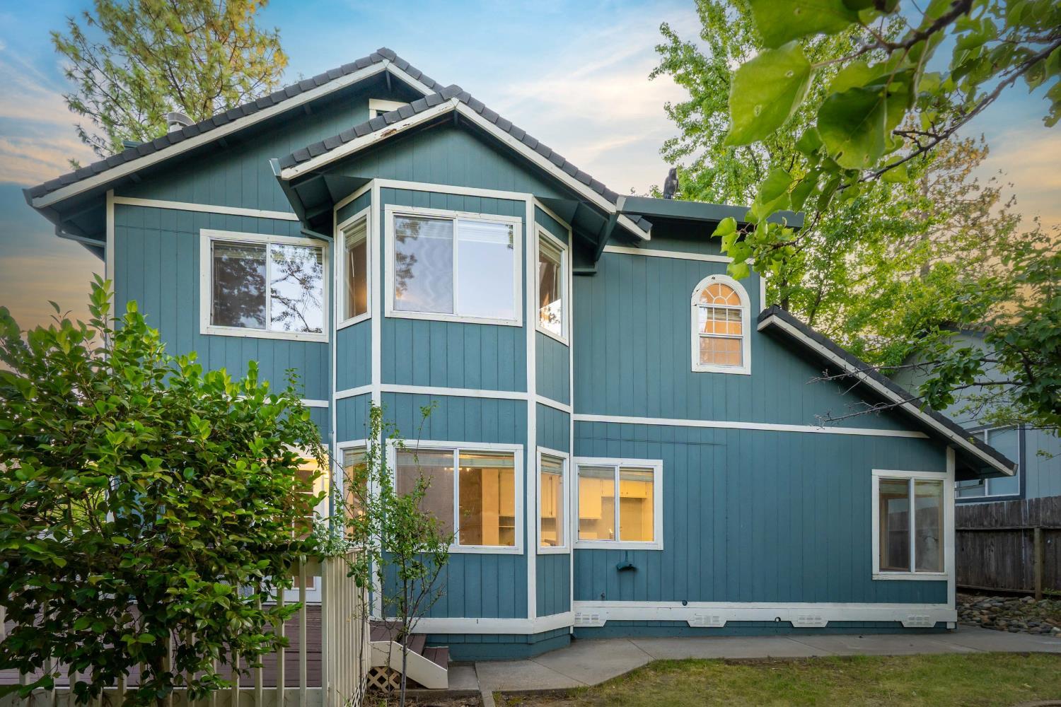 Grass Valley, California, 95945, United States, 3 Bedrooms Bedrooms, ,3 BathroomsBathrooms,Residential,For Sale,1924328