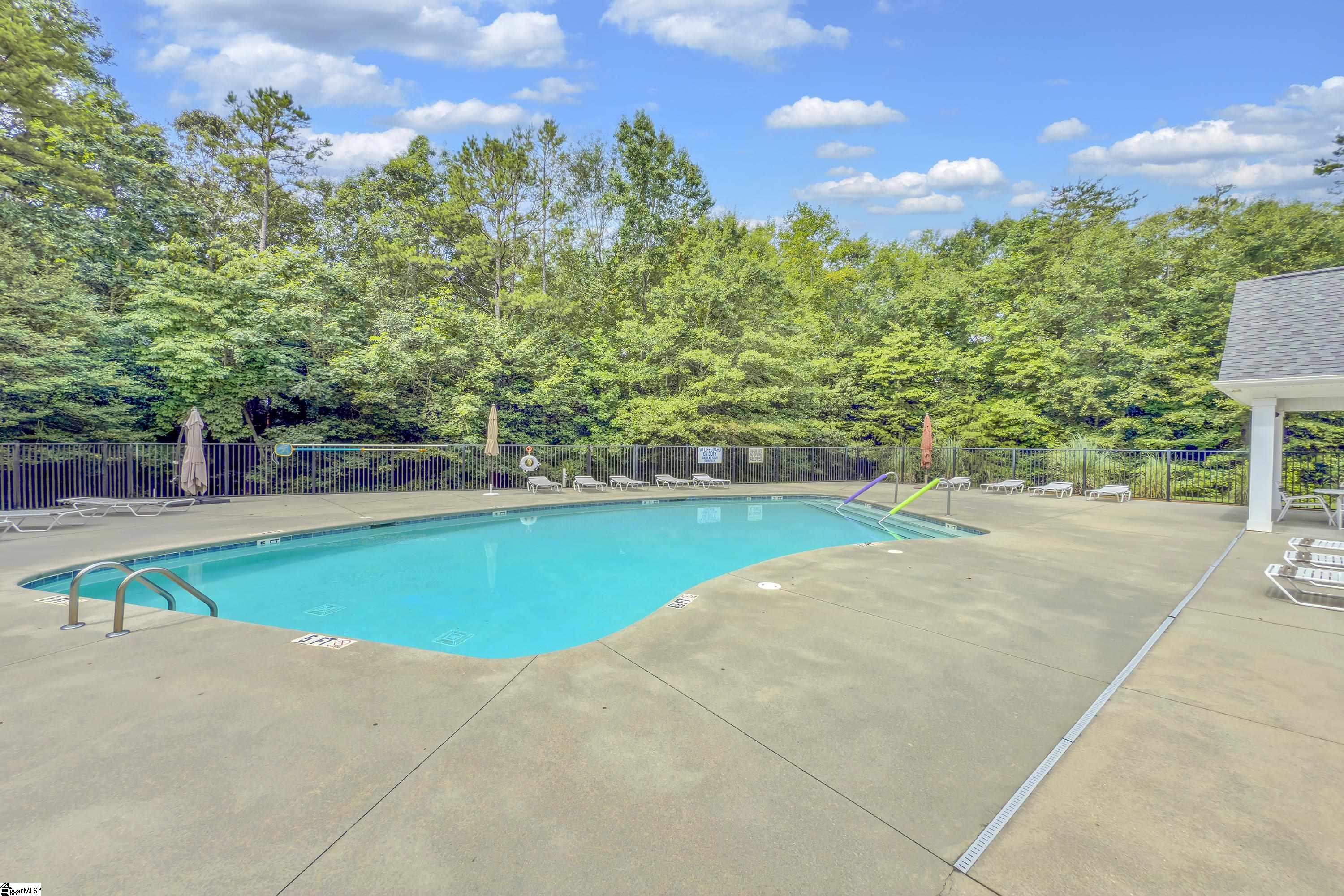Simpsonville, South Carolina, 29681, United States, 4 Bedrooms Bedrooms, ,3 BathroomsBathrooms,Residential,For Sale,1906304