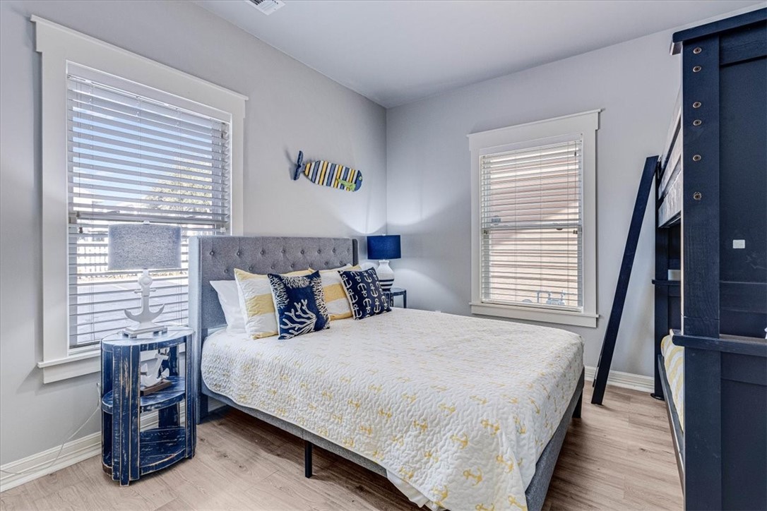 Rockport, Texas, 78382, United States, 3 Bedrooms Bedrooms, ,3 BathroomsBathrooms,Residential,For Sale,1711984