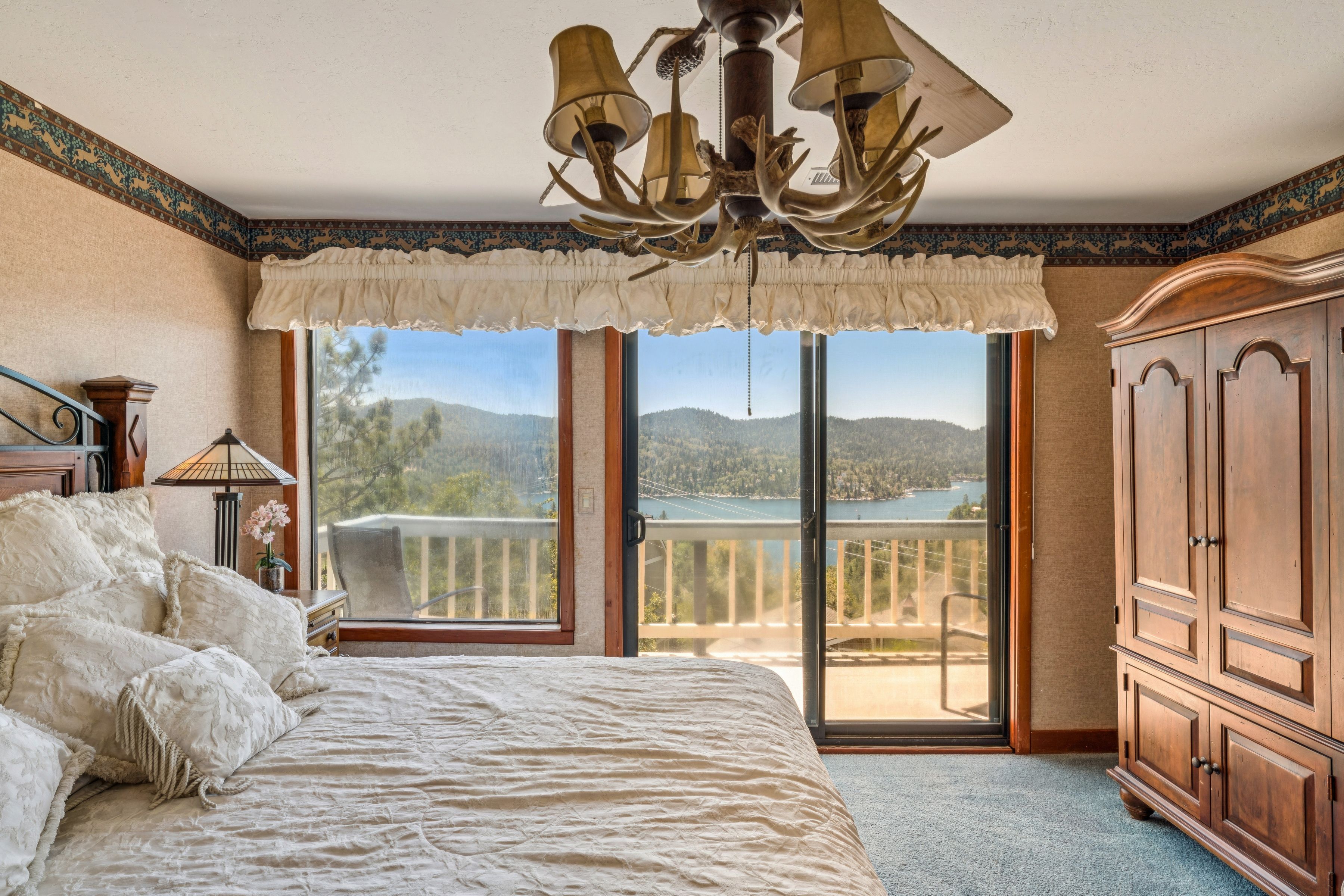  1369 Yellowstone Drive, Lake Arrowhead, CA 92352 - 物件實景