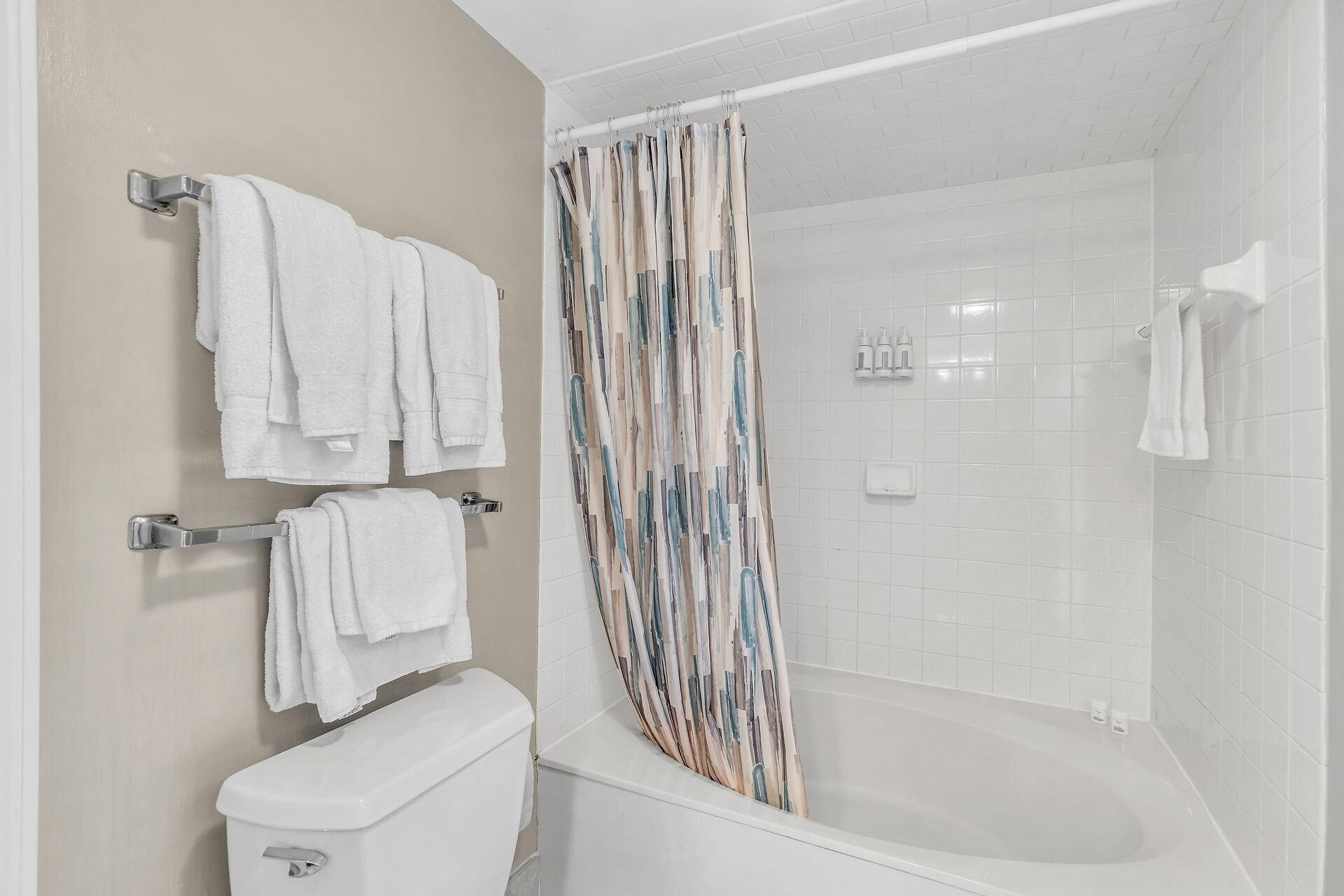 8202 Marina Villa Drive, 8202, Duck, Florida, 33050, United States, 3 Bedrooms Bedrooms, ,2 BathroomsBathrooms,Residential,For Sale,8202 Marina Villa Drive, 8202,1621353