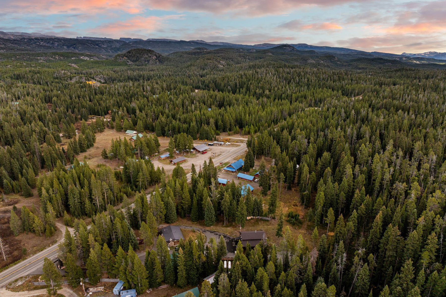  708 US Highway 212 W - 物件實景