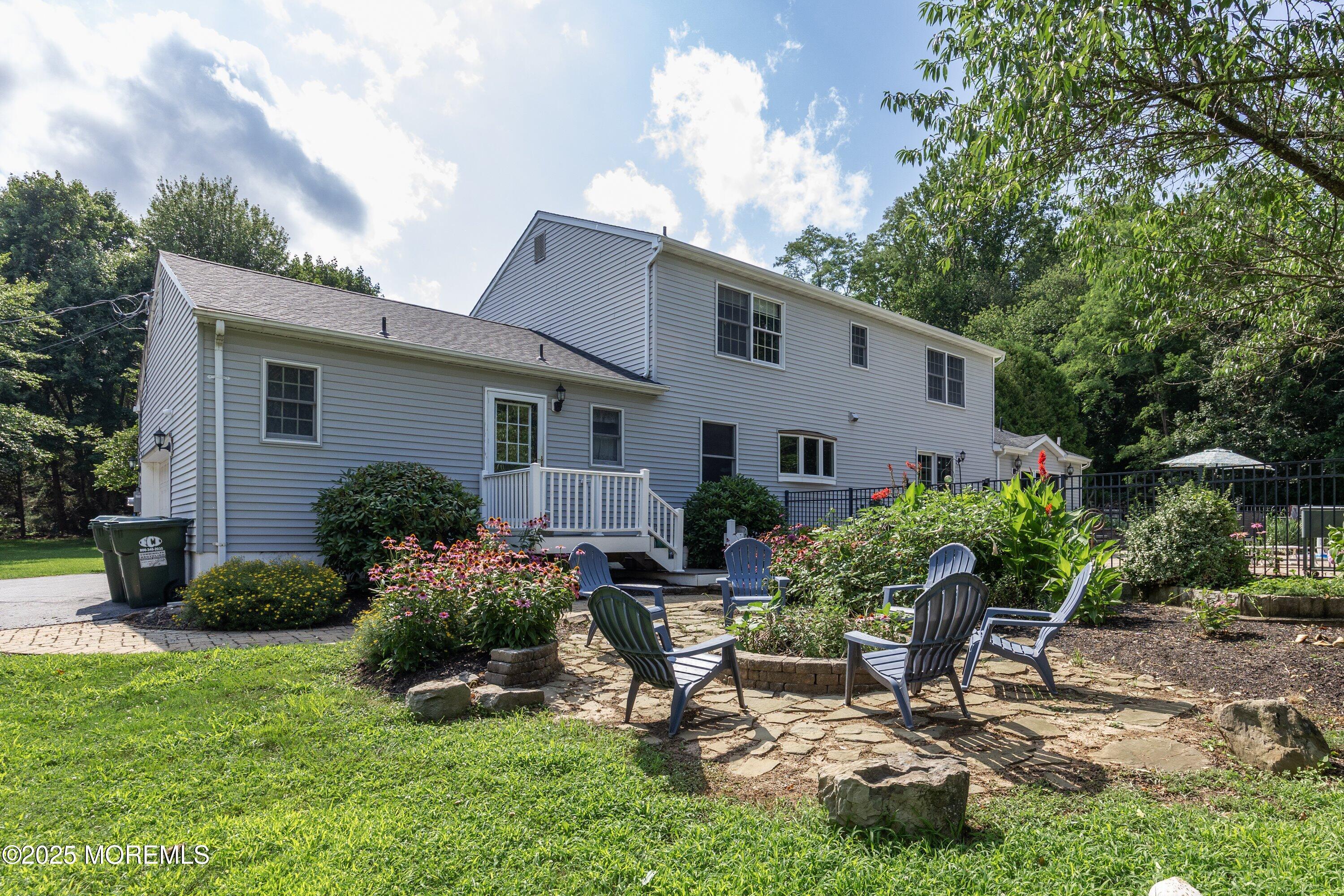 Cream Ridge, New Jersey, 08514, United States, 4 Bedrooms Bedrooms, ,3 BathroomsBathrooms,Residential,For Sale,1904272