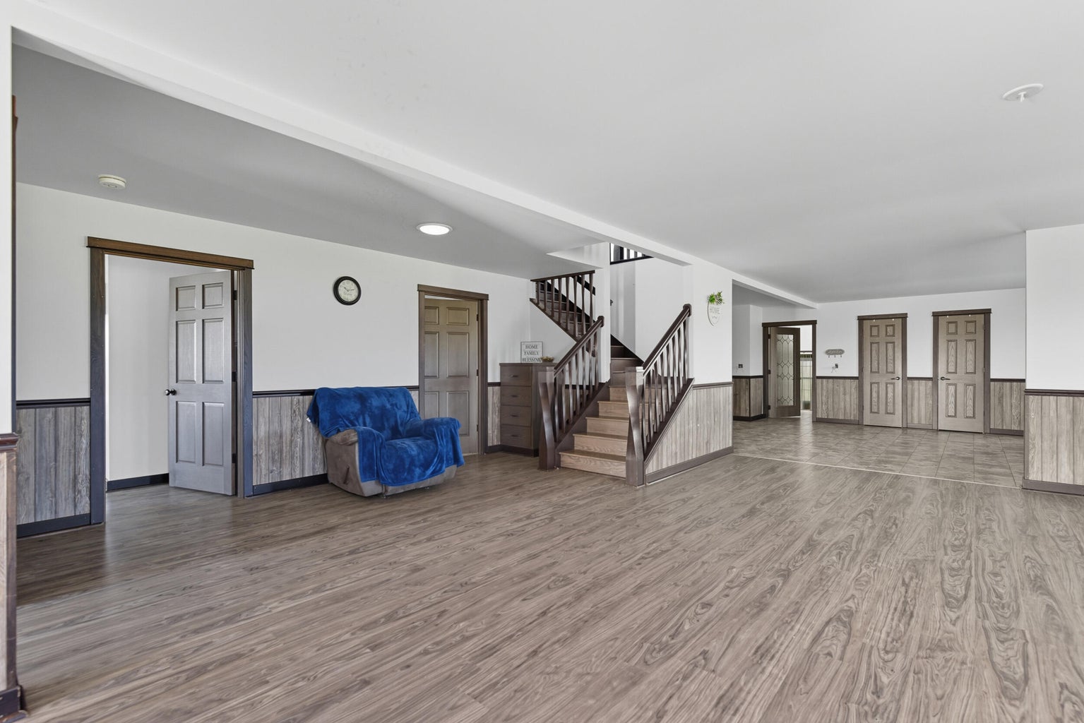 Nashville, Michigan, 49073, United States, 8 Bedrooms Bedrooms, ,3 BathroomsBathrooms,Residential,For Sale,1983541