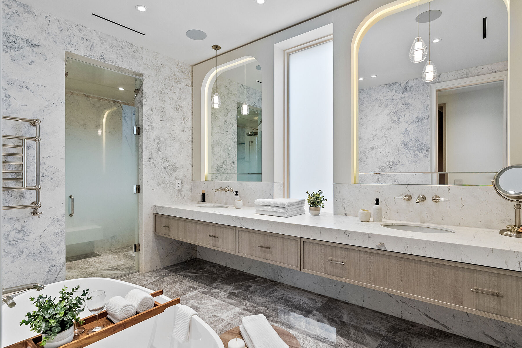  Luxury Living in Forest Hill - 物件實景