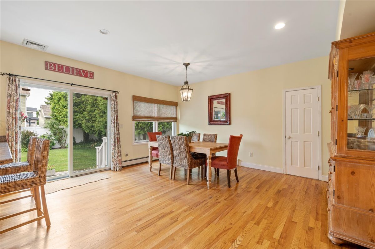 Bethpage, New York, 11714, United States, 4 Bedrooms Bedrooms, ,3 BathroomsBathrooms,Residential,For Sale,1905713