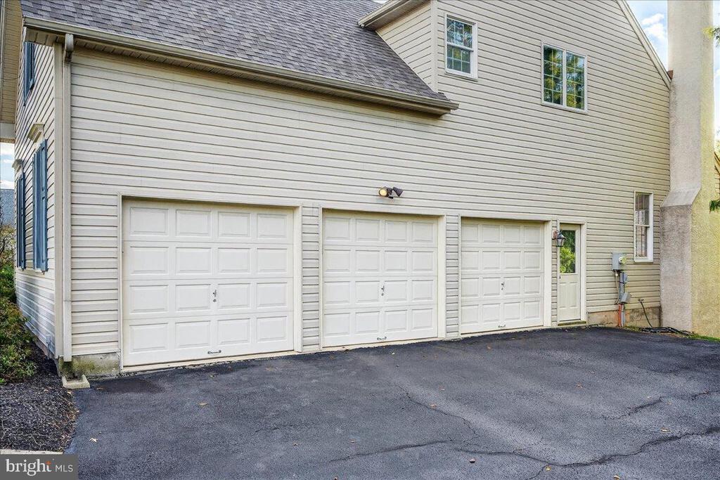 Collegeville, Pennsylvania, 19426, United States, 4 Bedrooms Bedrooms, ,3 BathroomsBathrooms,Residential,For Sale,1926055