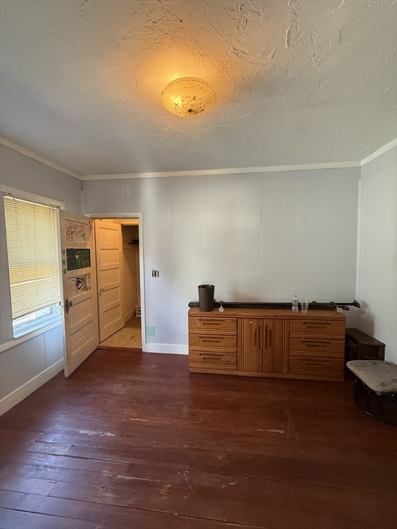 Medford, Massachusetts, 02155, United States, 7 Bedrooms Bedrooms, ,3 BathroomsBathrooms,Residential,For Sale,1922375