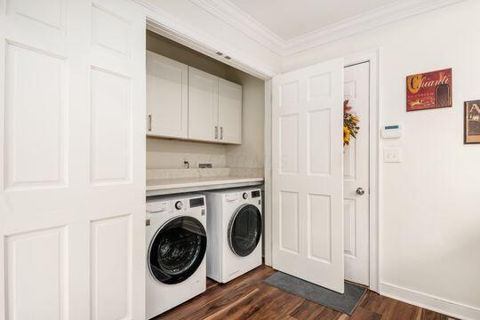 Upper Arlington, Ohio, 43220, United States, 3 Bedrooms Bedrooms, ,3 BathroomsBathrooms,Residential,For Sale,1987809