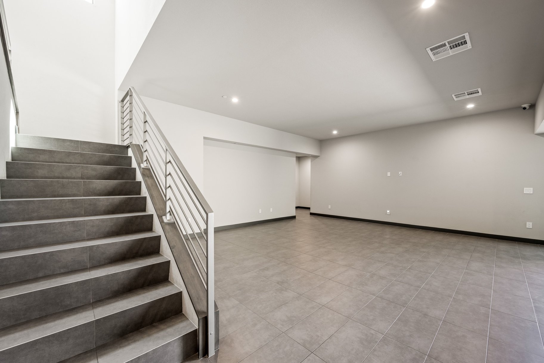  Private Contemporary Masterpiece in Las Vegas