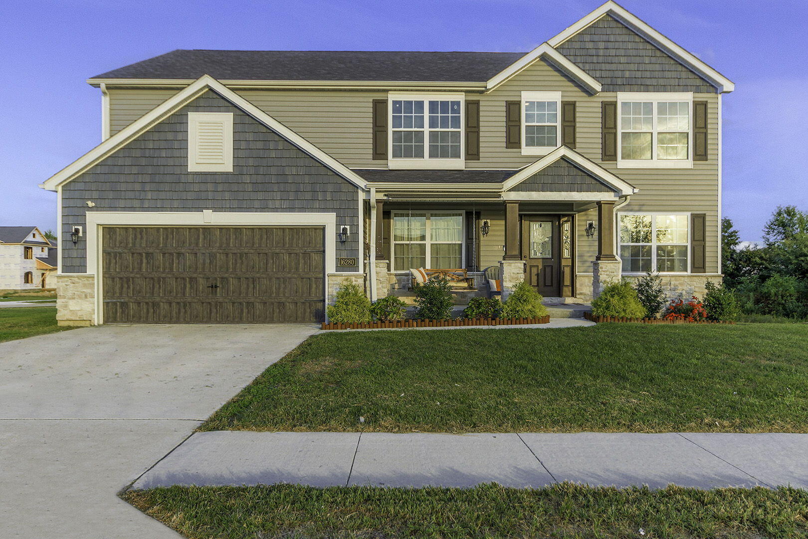 ASHLAND, Missouri, 65010, United States, 4 Bedrooms Bedrooms, ,3 BathroomsBathrooms,Residential,For Sale,1981891