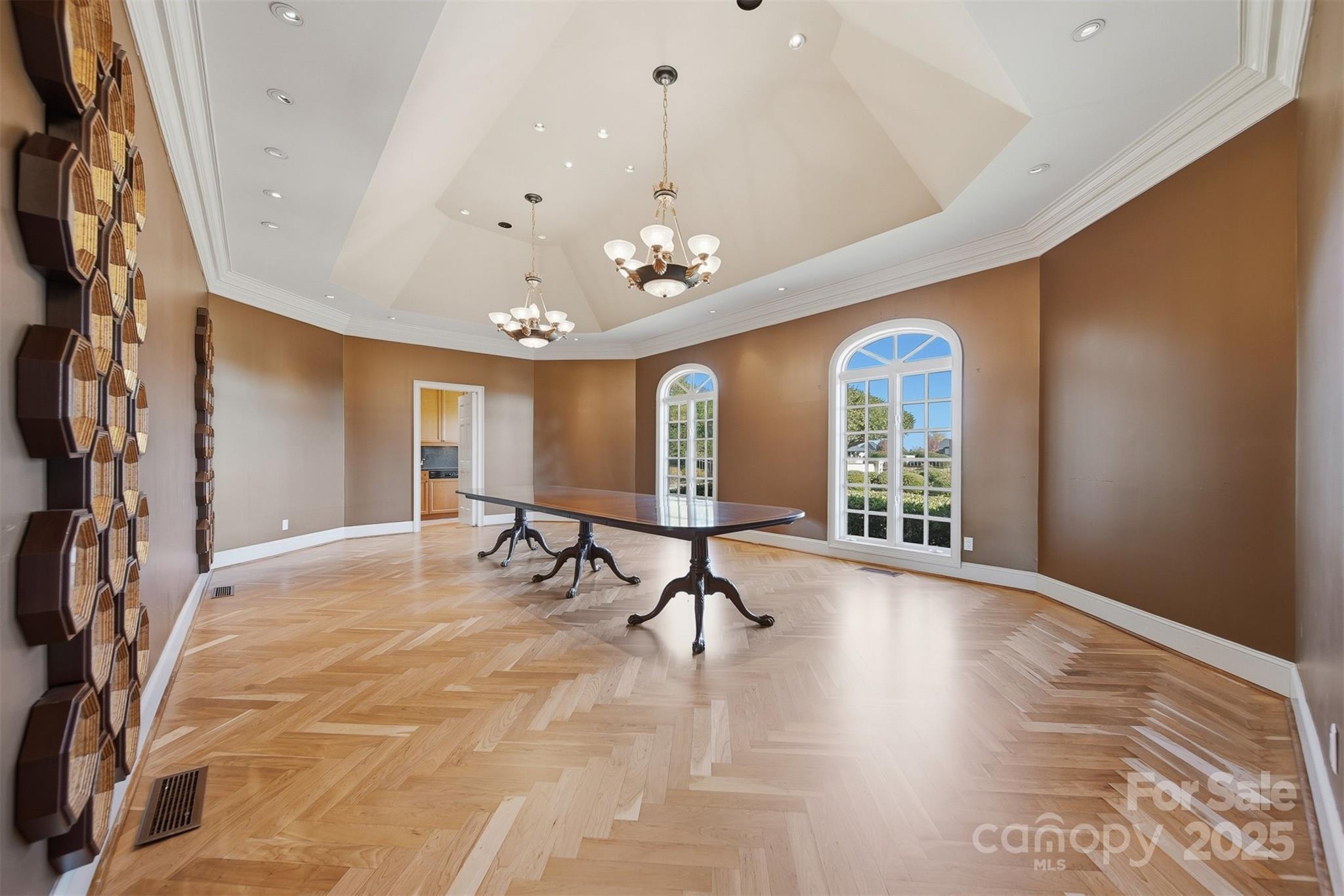 Conover, North Carolina, 28613, United States, 6 Bedrooms Bedrooms, ,7 BathroomsBathrooms,Residential,For Sale,1991981