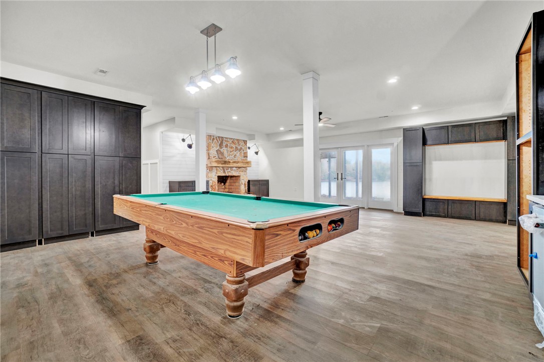 Seneca, South Carolina, 29672, United States, 6 Bedrooms Bedrooms, ,5 BathroomsBathrooms,Residential,For Sale,2002208