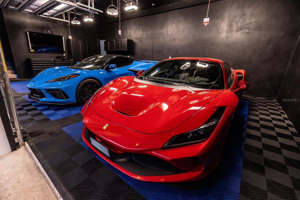 Indian Rocks Beach, Florida, 33785, United States, 8 Bedrooms Bedrooms, ,11 BathroomsBathrooms,Residential,For Sale,1997282