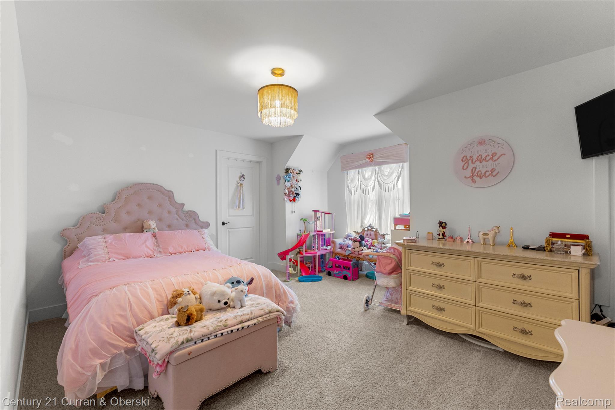 Van Buren Charter Township, Michigan, 48111, United States, 4 Bedrooms Bedrooms, ,3 BathroomsBathrooms,Residential,For Sale,1976116