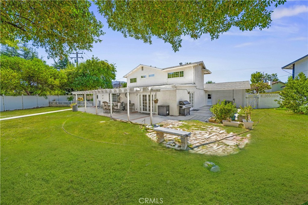 Newhall, California, 91321, United States, 5 Bedrooms Bedrooms, ,4 BathroomsBathrooms,Residential,For Sale,1940368
