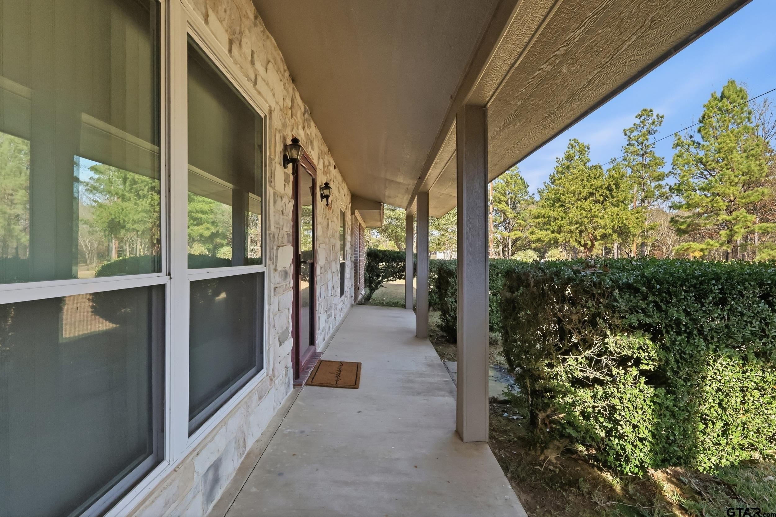 Pittsburg, Texas, 75686, United States, 3 Bedrooms Bedrooms, ,2 BathroomsBathrooms,Residential,For Sale,2008621