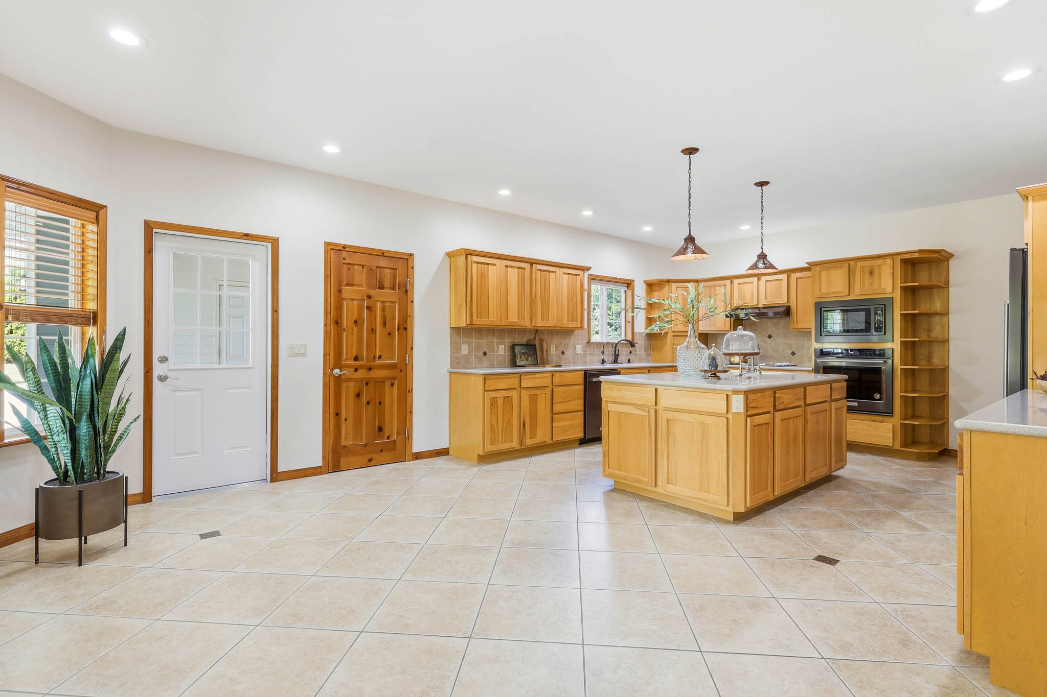  Located in The Heart of West Richland’s Wine Country - 物件實景