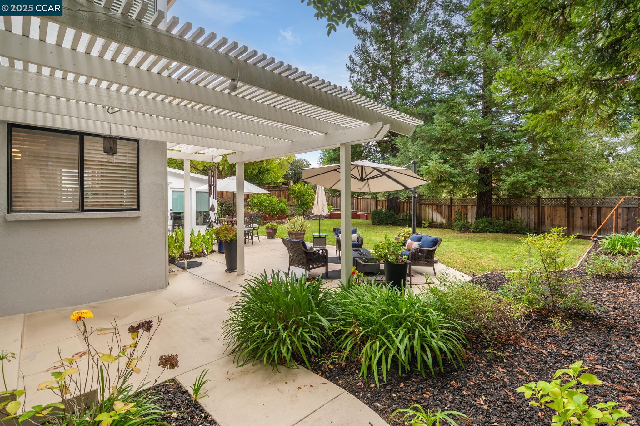 Danville, California, 94506, United States, 4 Bedrooms Bedrooms, ,3 BathroomsBathrooms,Residential,For Sale,1989377