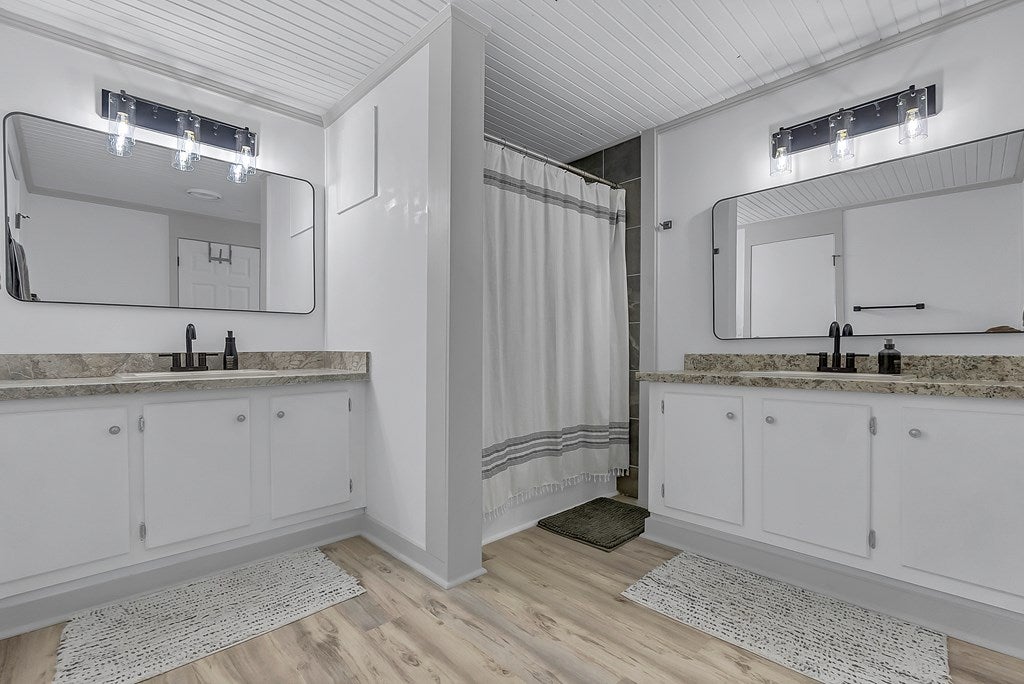 Cobb, Georgia, 31015, United States, 3 Bedrooms Bedrooms, ,2 BathroomsBathrooms,Residential,For Sale,1921561