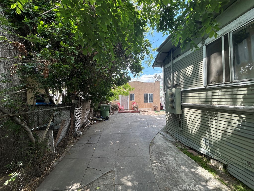 Los Angeles, California, 90011, United States, ,Residential,For Sale,2007554