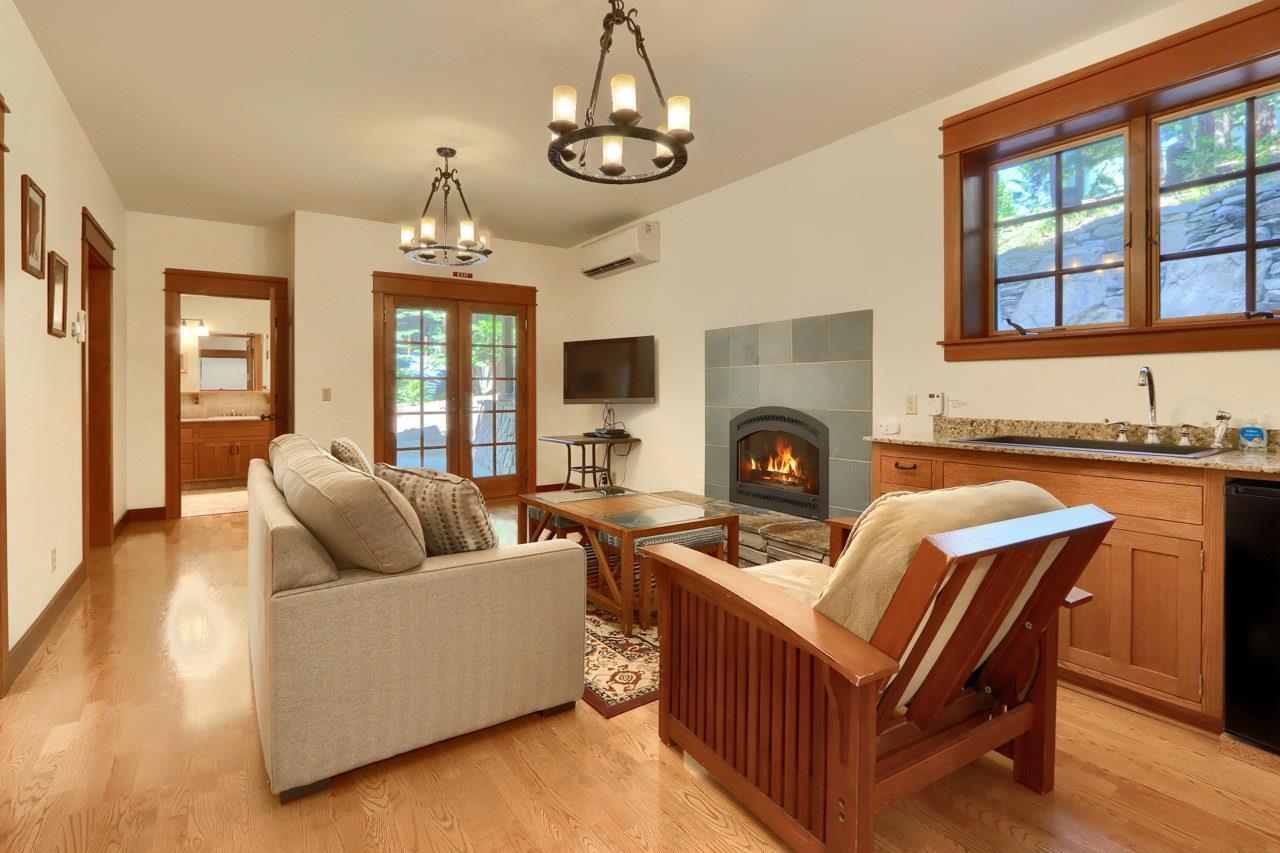 Yosemite West, California, 95389, United States, 3 Bedrooms Bedrooms, ,2 BathroomsBathrooms,Residential,For Sale,1980378