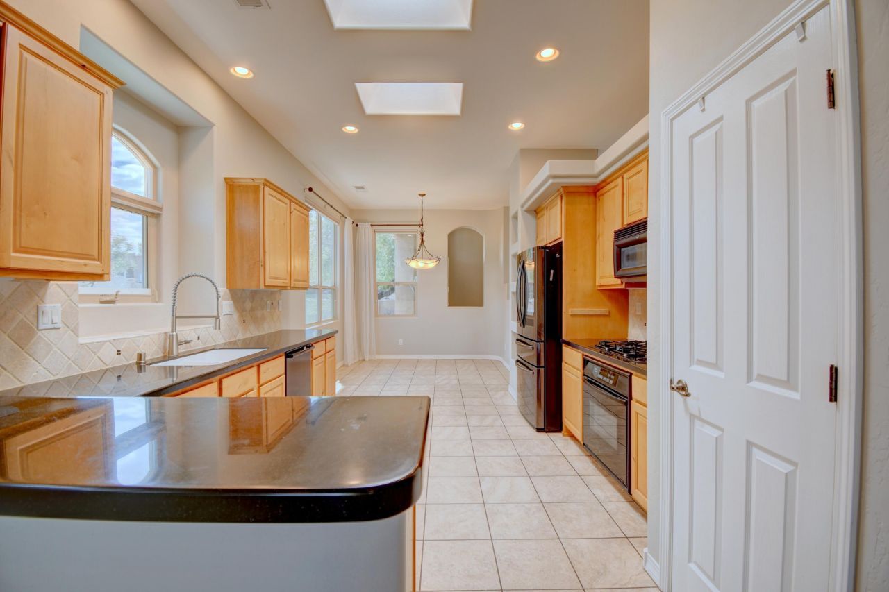 Albuquerque, New Mexico, 87122, United States, 3 Bedrooms Bedrooms, ,2 BathroomsBathrooms,Residential,For Sale,1971329